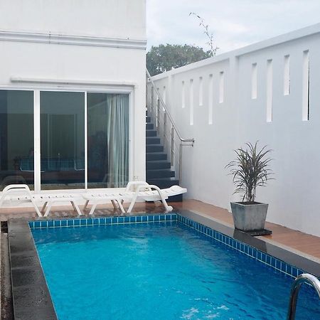 Villa Somewhere Phuket Thalang Exteriör bild