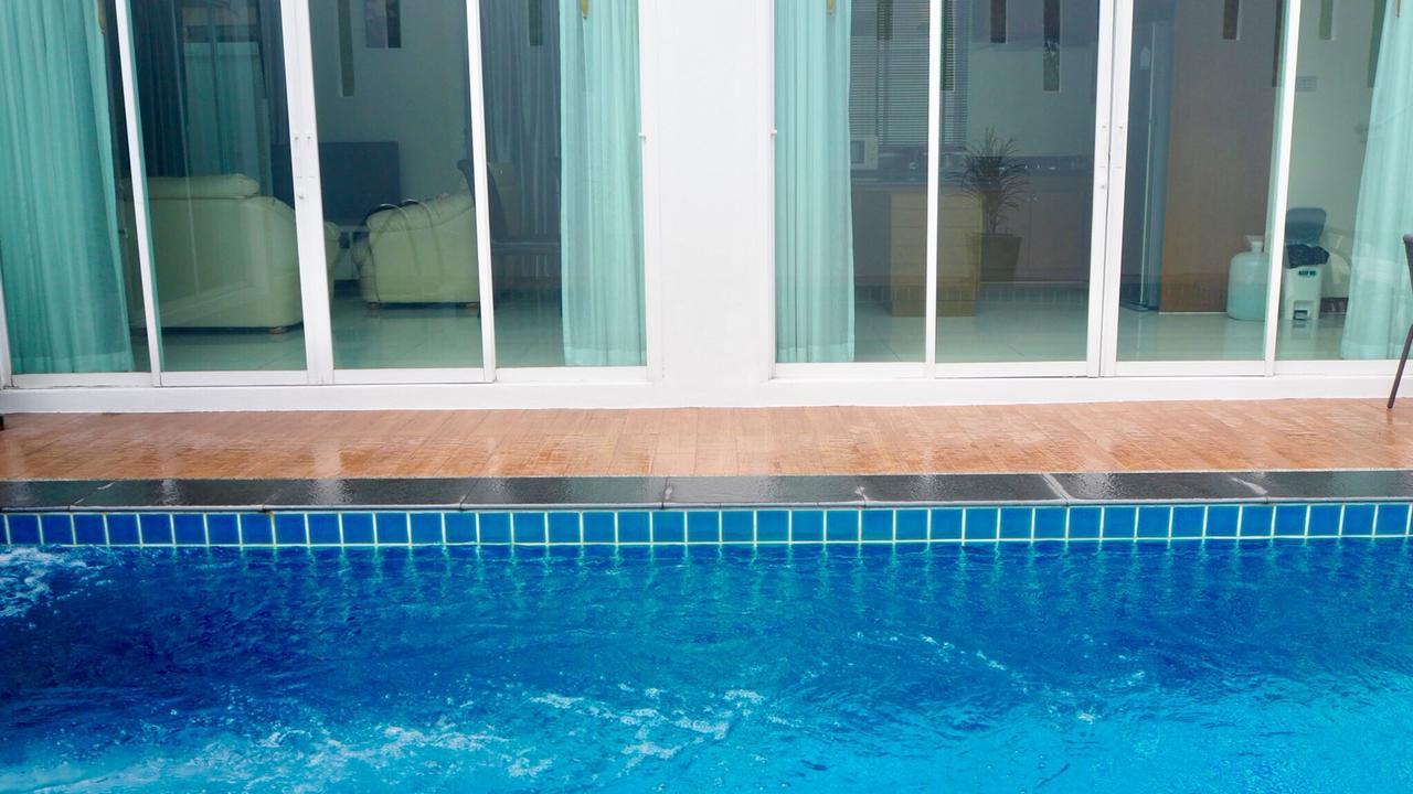 Villa Somewhere Phuket Thalang Exteriör bild
