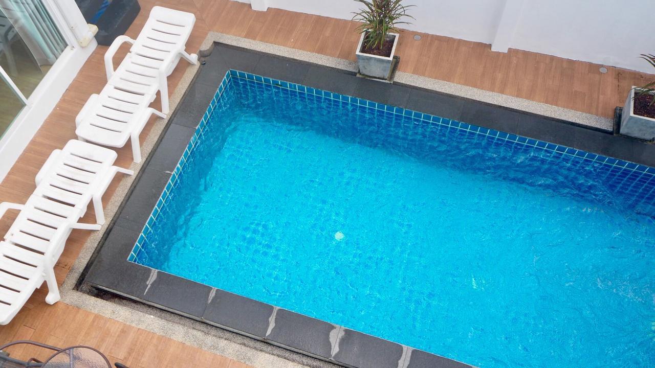 Villa Somewhere Phuket Thalang Exteriör bild