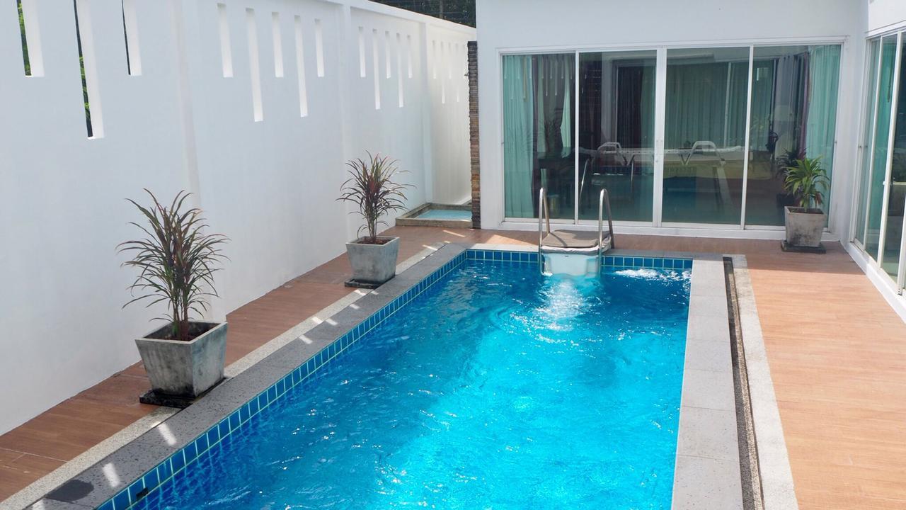 Villa Somewhere Phuket Thalang Exteriör bild